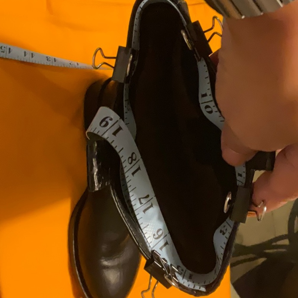 Vince Camuto VC-Fantastic Black Leather Riding Boots Size 9B/39, Pre-owned - Picture 15 of 16